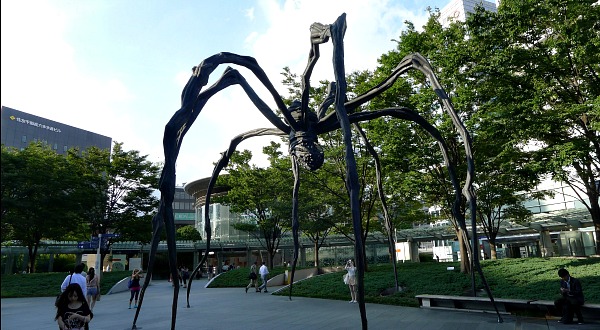 Roppongi scultura ragno Roppongi scultura ragno
